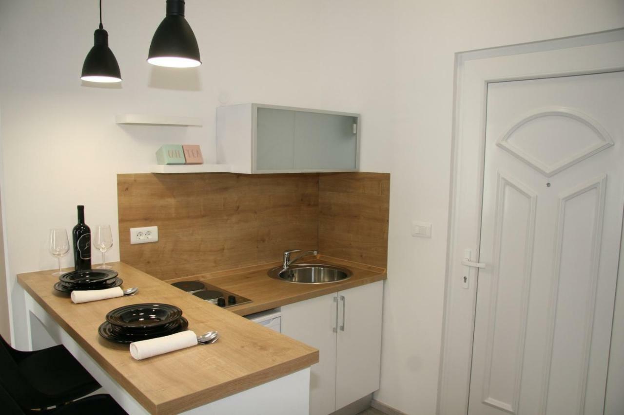 Stylish Apartment In City Center PUY Exterior foto
