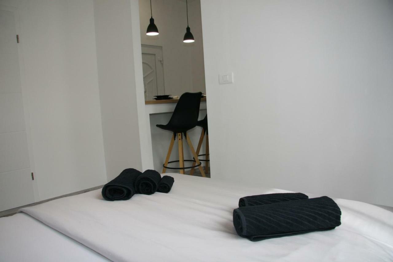 Stylish Apartment In City Center PUY Exterior foto