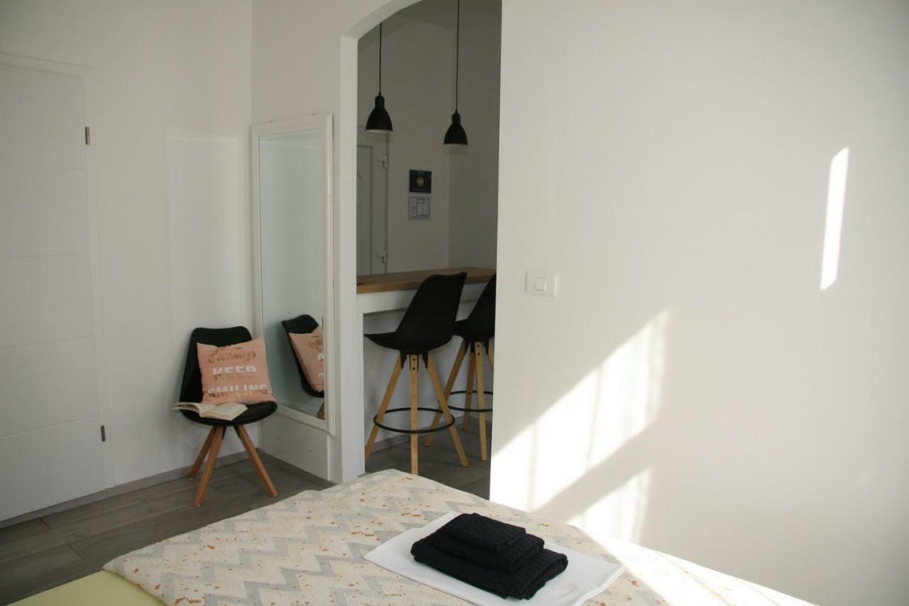 Stylish Apartment In City Center PUY Exterior foto